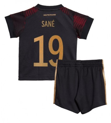Maillot de foot Allemagne Leroy Sane #19 Extérieur enfant Monde 2022 Manches Courte (+ pantalon court)